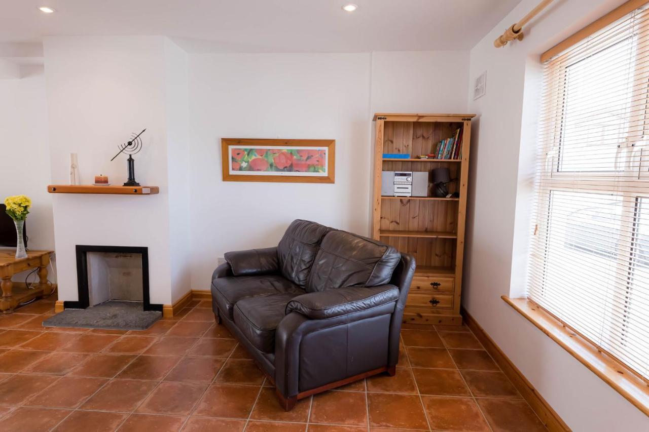 Kilkee Townhouse By Trident Holiday Homes Exterior photo